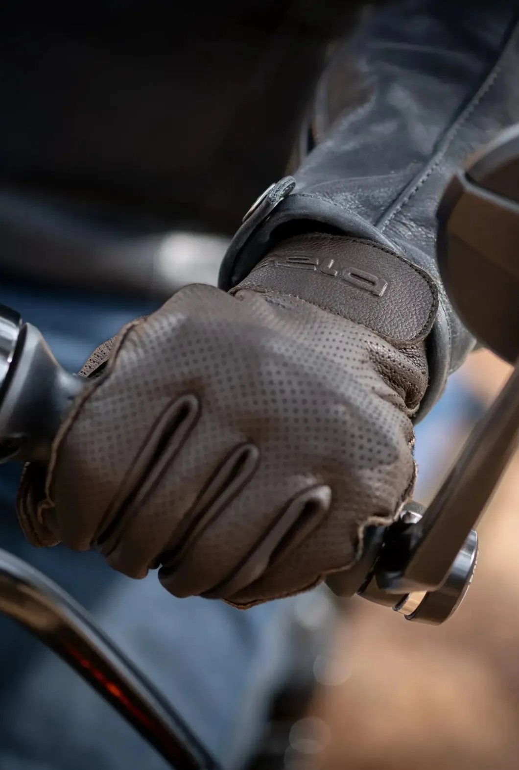Bela Cafe Air Leather Gloves Women's Brown