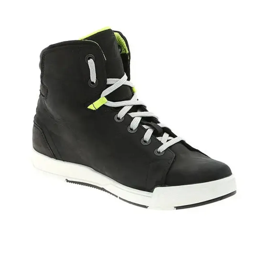 FORMA Swift Flow Leather Motorcycle Boots Black White