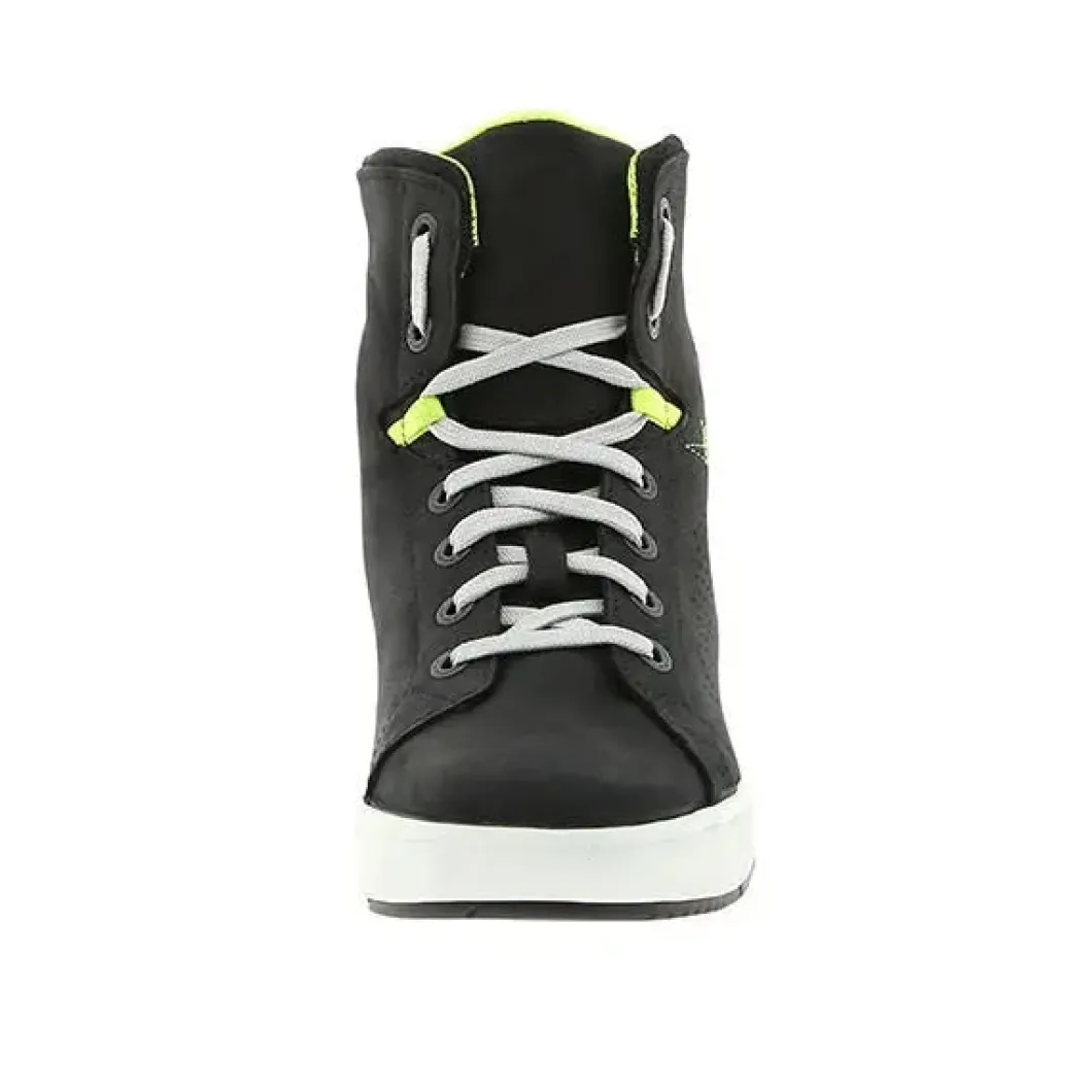 FORMA Swift Flow Leather Motorcycle Boots Black White