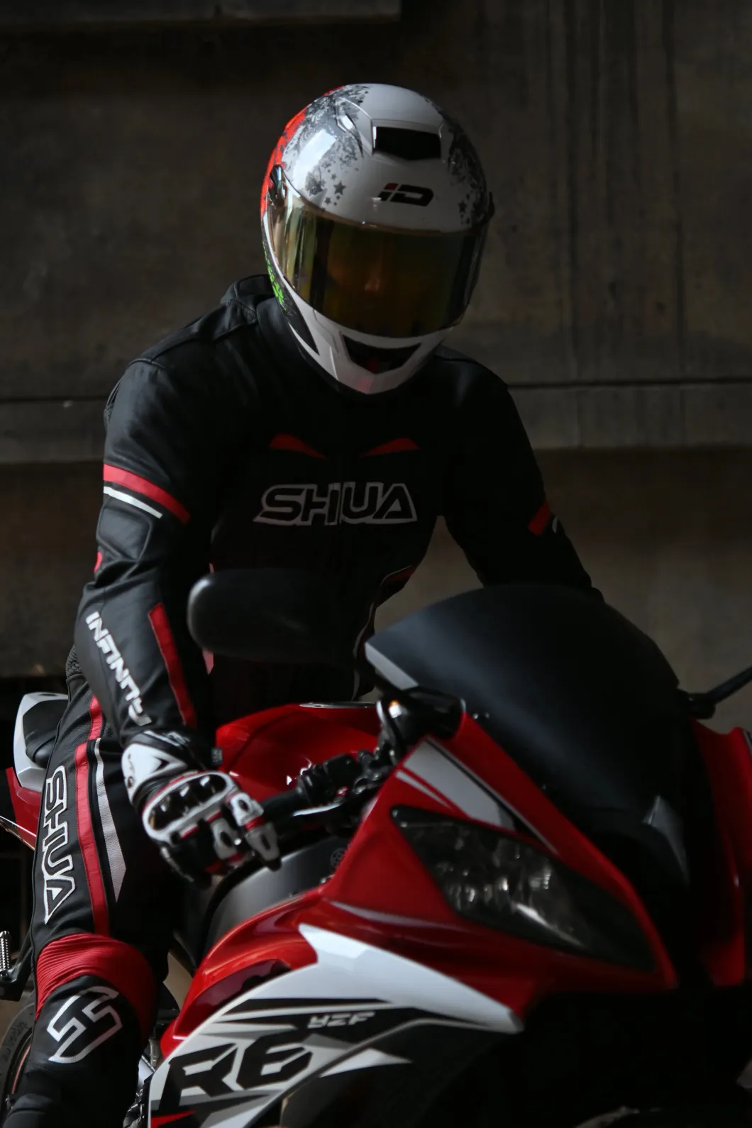 Shua Infinity Black Red 1PC Men's Leather Motorcycle Suits
