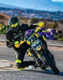 Shua Infinity 2-Piece Motorcycle Suit Black/Yellow
